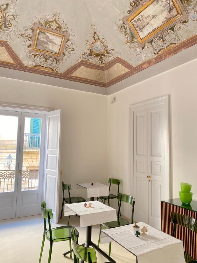 Palazzo Garibaldi - Luxury Suites Galatina Buitenkant foto