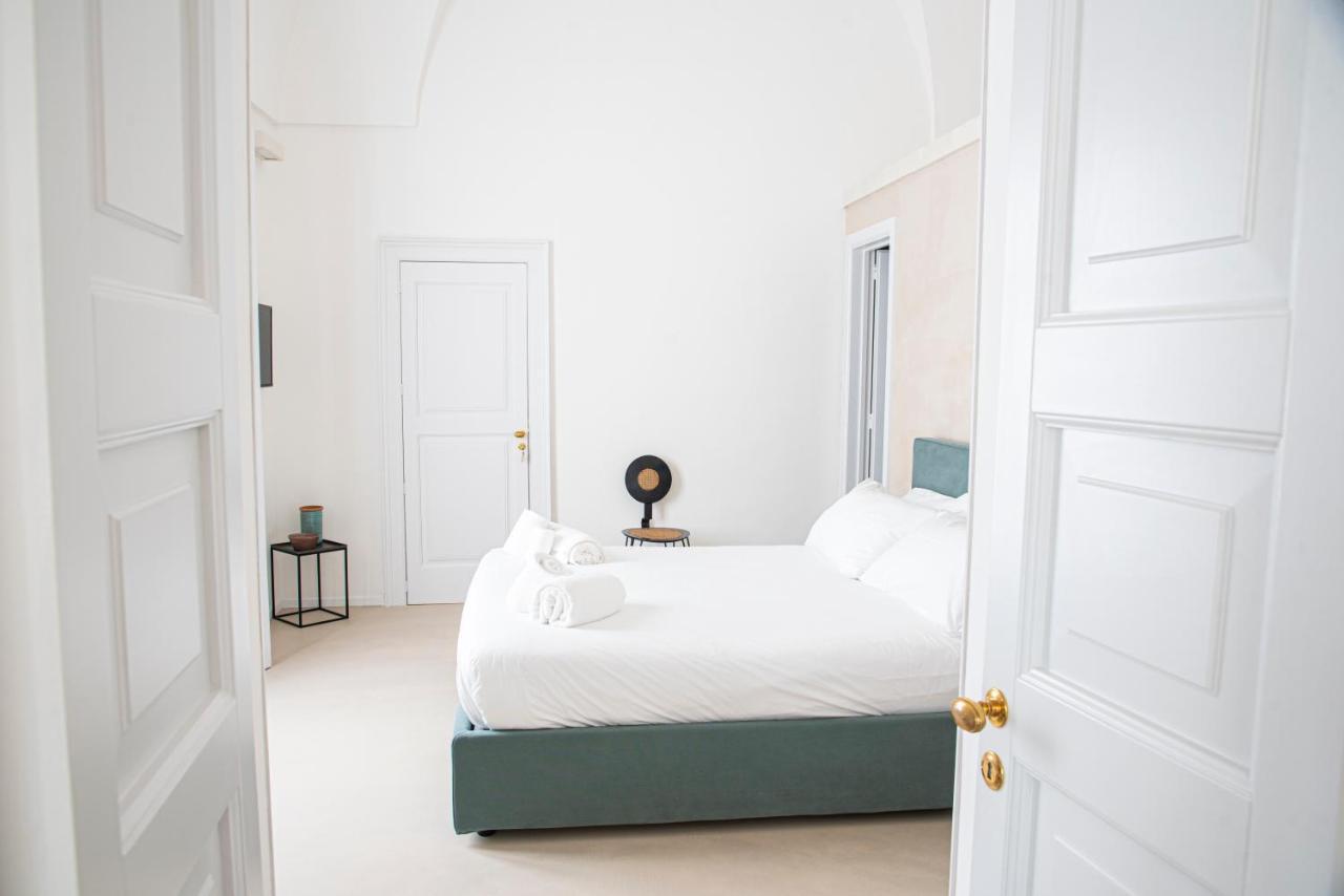 Palazzo Garibaldi - Luxury Suites Galatina Buitenkant foto