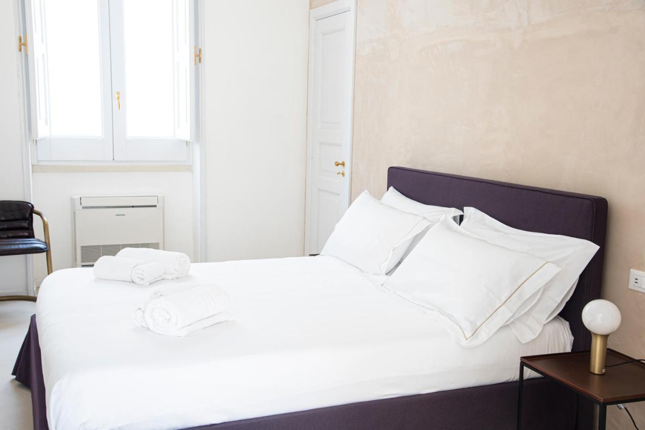 Palazzo Garibaldi - Luxury Suites Galatina Buitenkant foto