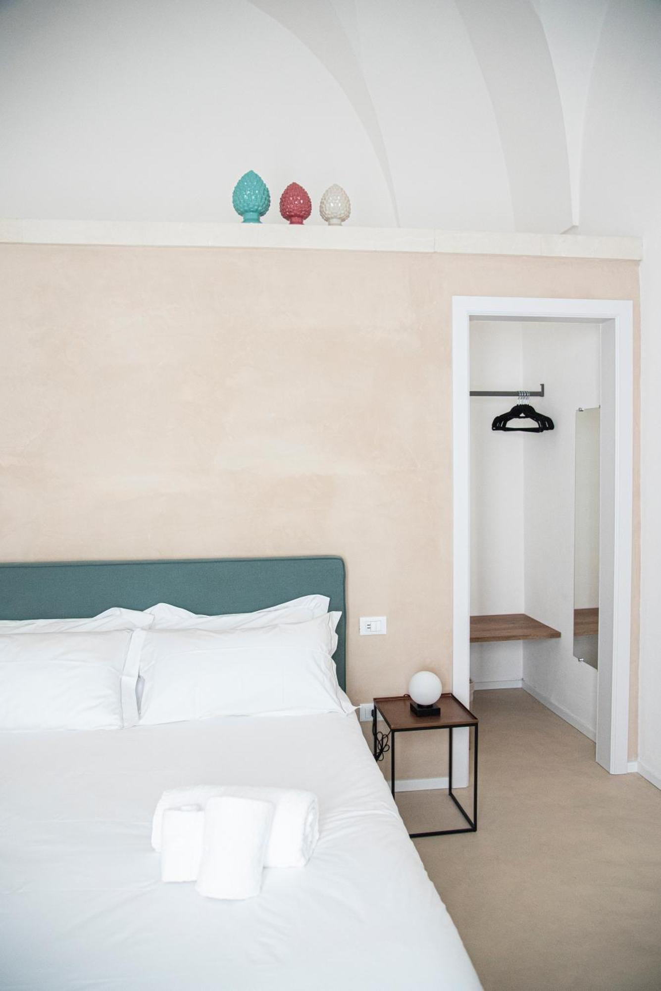 Palazzo Garibaldi - Luxury Suites Galatina Kamer foto